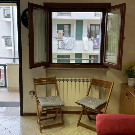 Rose E Frutta - Yellow Daisy Lägenhet *