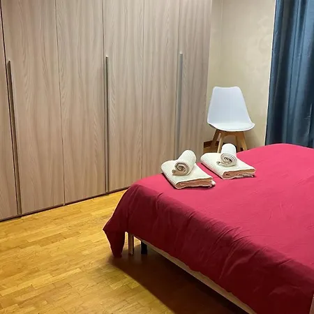 Rose E Frutta - Yellow Daisy 아파트