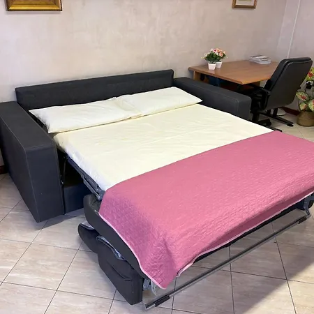 아파트 Rose E Frutta - Yellow Daisy 론치데이레기오나리